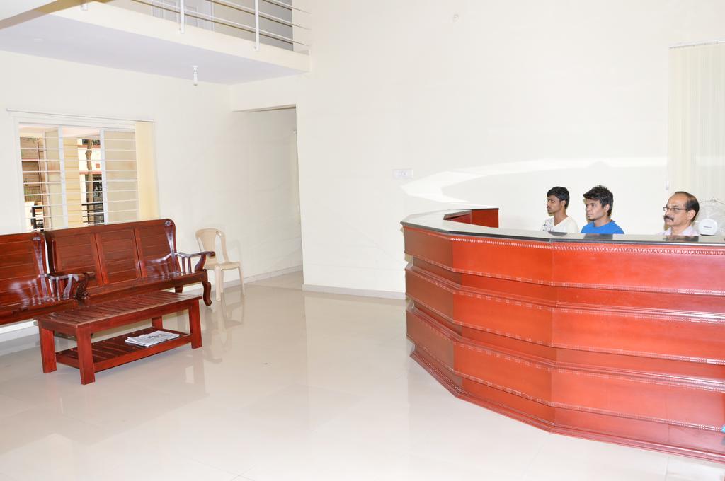 Vega Residency Hotel Бангалор Екстериор снимка