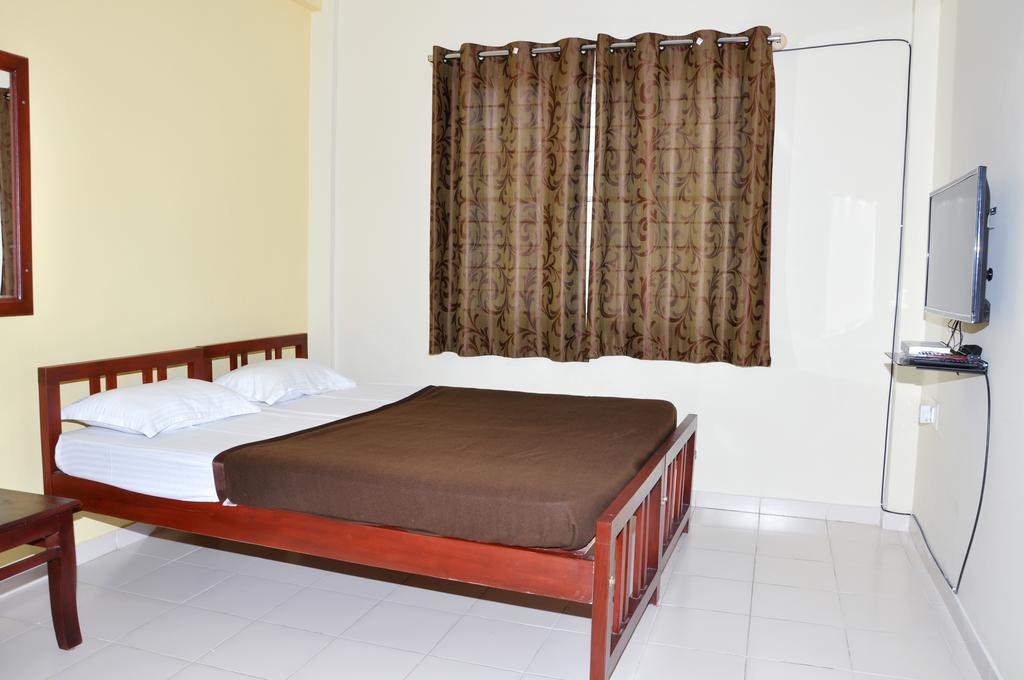 Vega Residency Hotel Бангалор Стая снимка